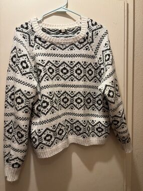 a.n.a Black & White Geometric Crewneck Sweater